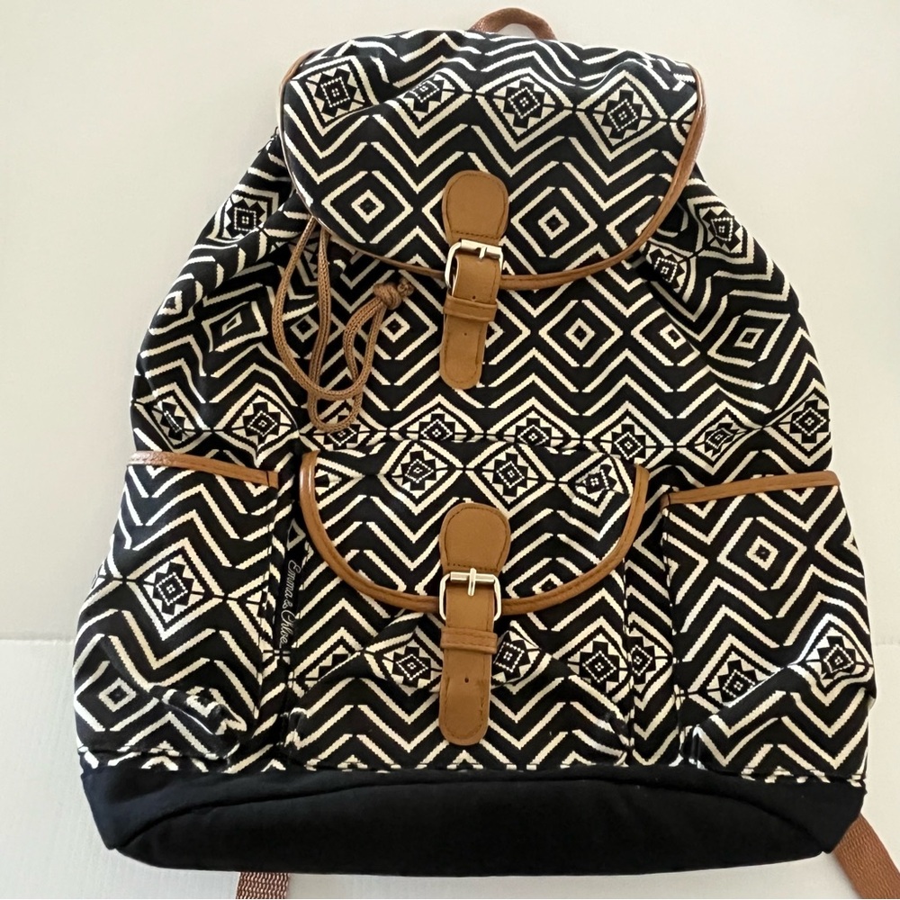 Emma & Chloe Black White Aztec Cotton Print Cinch & Magnetic Clasp Backpack